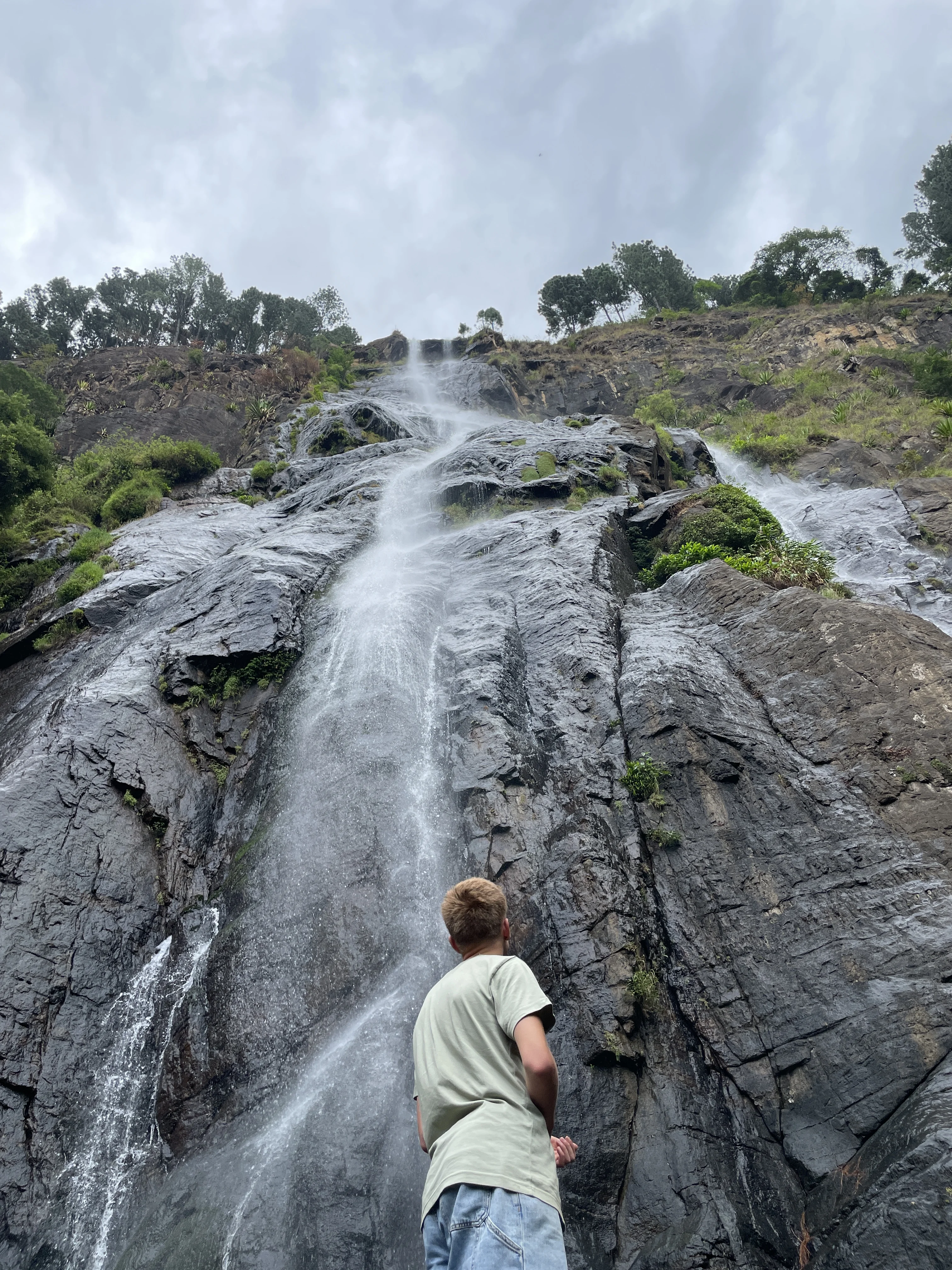 Babarakanda Falls